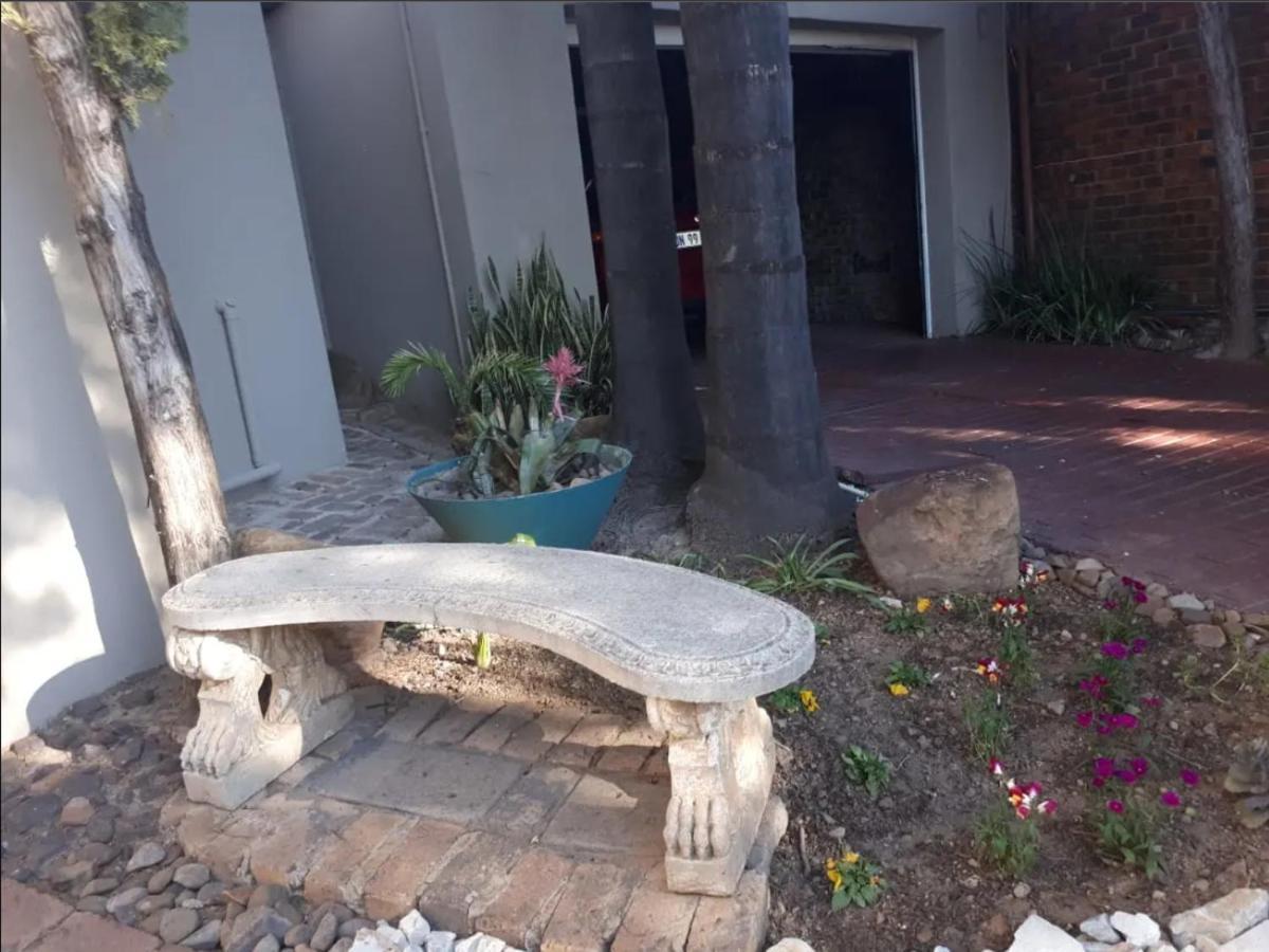 Pta East Guest House Претория Экстерьер фото